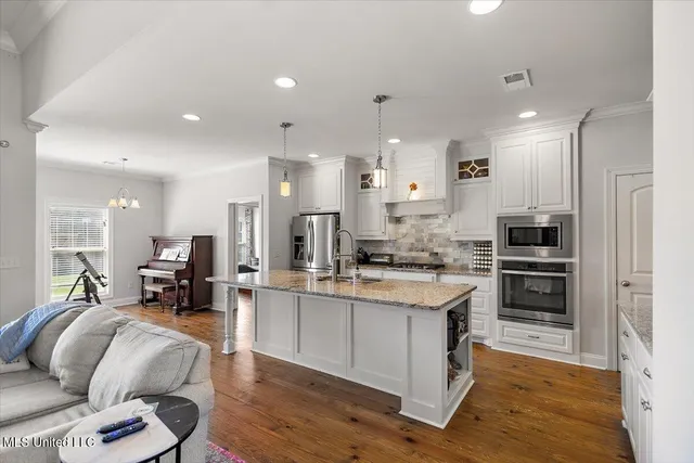 $390,000 | 410 Duke Court, Flowood, MS 39232