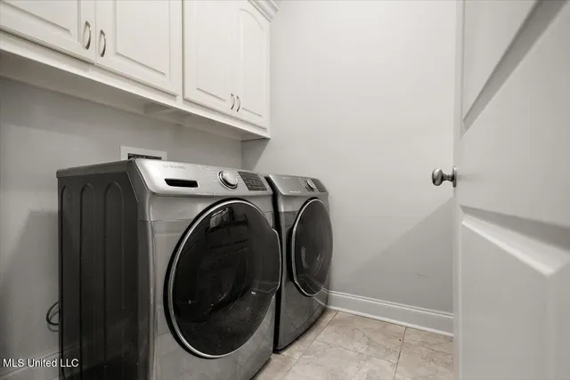 $390,000 | 410 Duke Court, Flowood, MS 39232