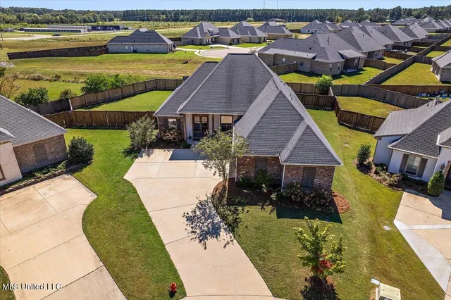 $390,000 | 410 Duke Court, Flowood, MS 39232