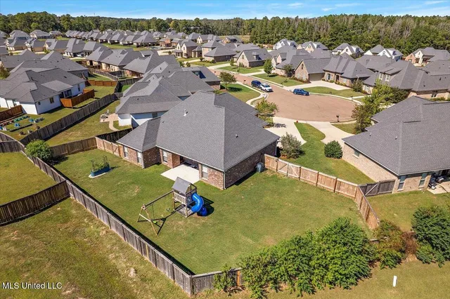 $390,000 | 410 Duke Court, Flowood, MS 39232