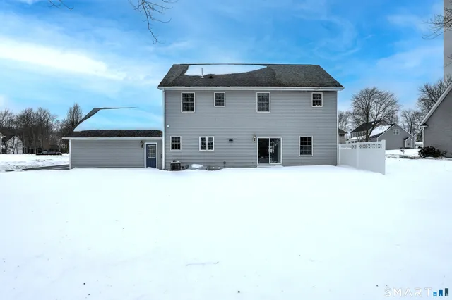 $524,500 | 39 Fawn Meadow Drive, Naugatuck, CT 06770