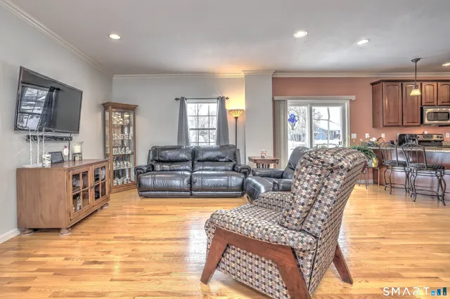 $524,500 | 39 Fawn Meadow Drive, Naugatuck, CT 06770