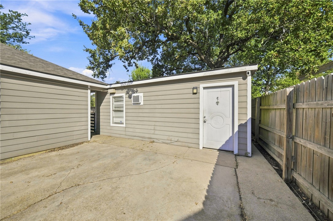 814 Mitchell Street Bryan, TX 77802 - Photo 21 of 33 Gallery Image 21