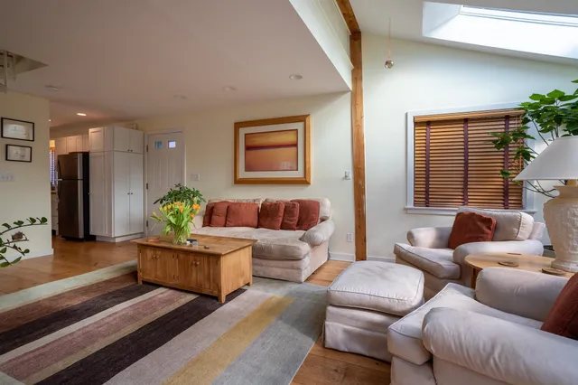 $3,500 | 774 Middle Street, Unit 4, Portsmouth, NH 03801