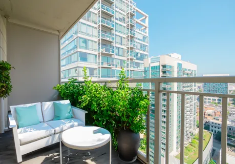 $450,000 | 645 North Kingsbury Street, Unit 2109, Chicago, IL 60654