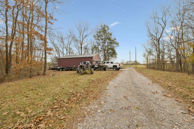 $815,000 | 516 Rhotons Chapel Road, Manchester, TN 37355
