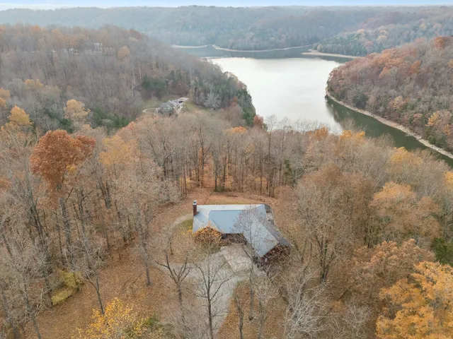 $815,000 | 516 Rhotons Chapel Road, Manchester, TN 37355