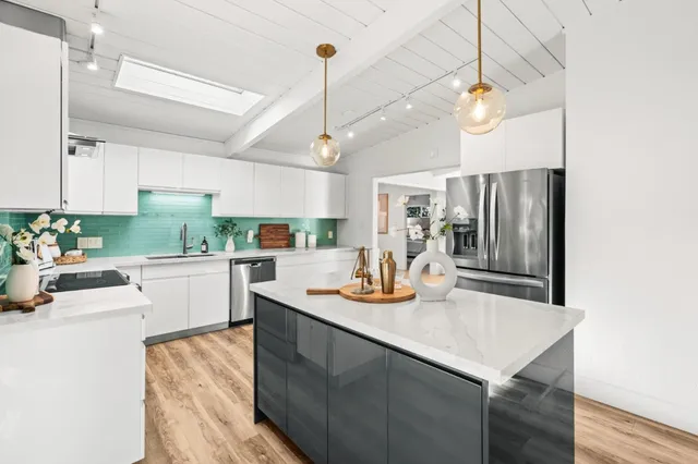 $3,390,000 | 3151 Ramona Street, Palo Alto, CA 94306