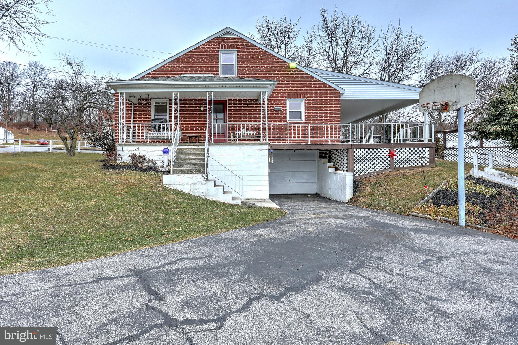 8961 Orchard Road Spring Grove, PA 17362 - Photo 5 of 44