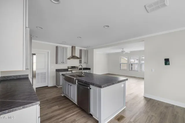 $372,500 | 3257 Avoca Road, Bristol, TN 37620