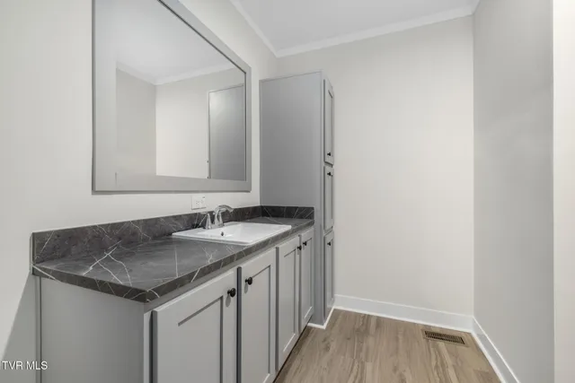 $372,500 | 3257 Avoca Road, Bristol, TN 37620