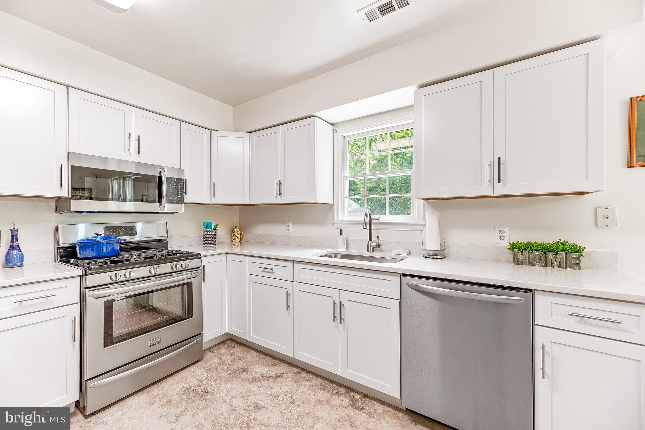 2717 Cove Point Road Lusby, MD 20657 - Photo 15 of 38 Quartz Countertops!