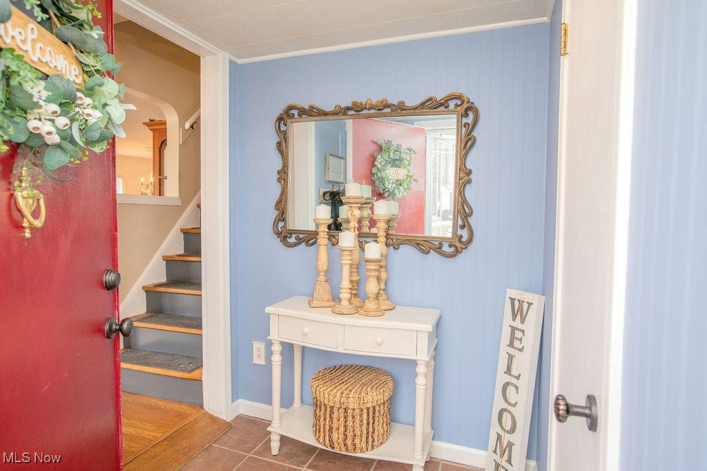 1528 Oakmount Road South Euclid, OH 44121 - Photo 2 of 24 Welcoming foyer with ceramic tile flooring and wainscoting on the walls.