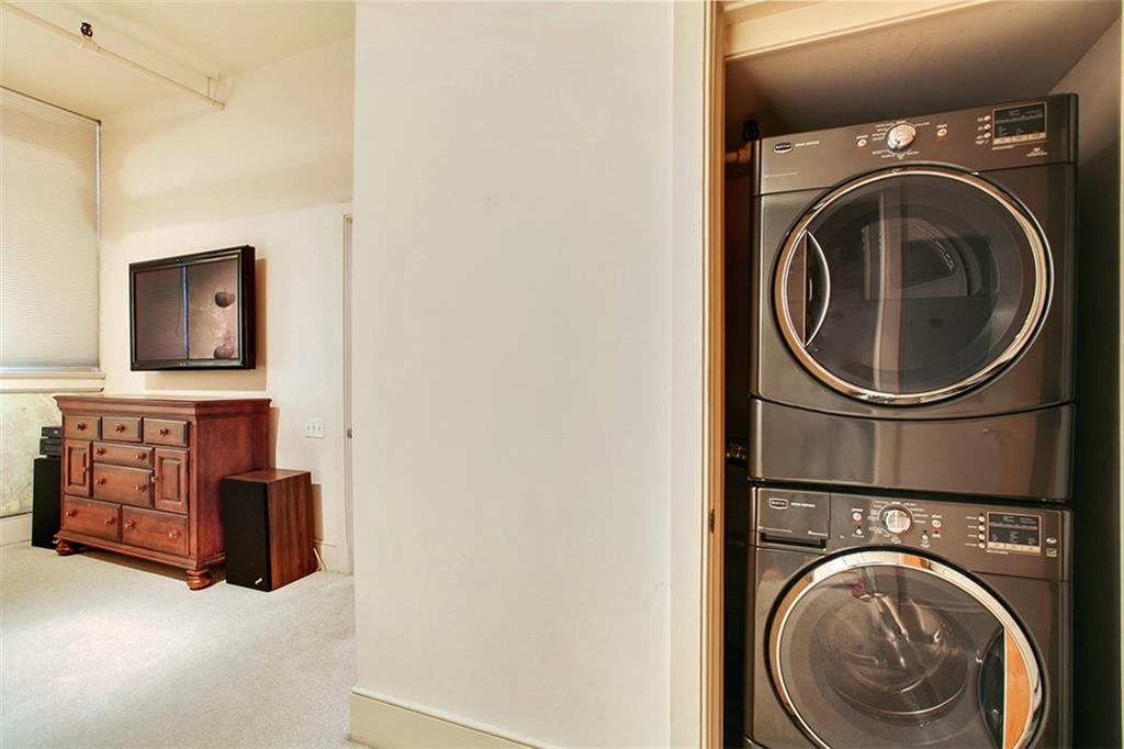 404 Notre Dame Street, Unit 5 New Orleans, LA 70130 - Photo 12 of 14