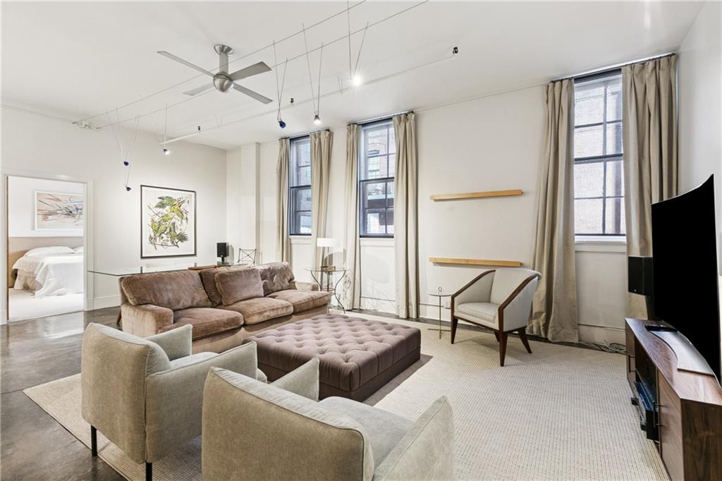 404 Notre Dame Street, Unit 5 New Orleans, LA 70130 - Photo 6 of 14