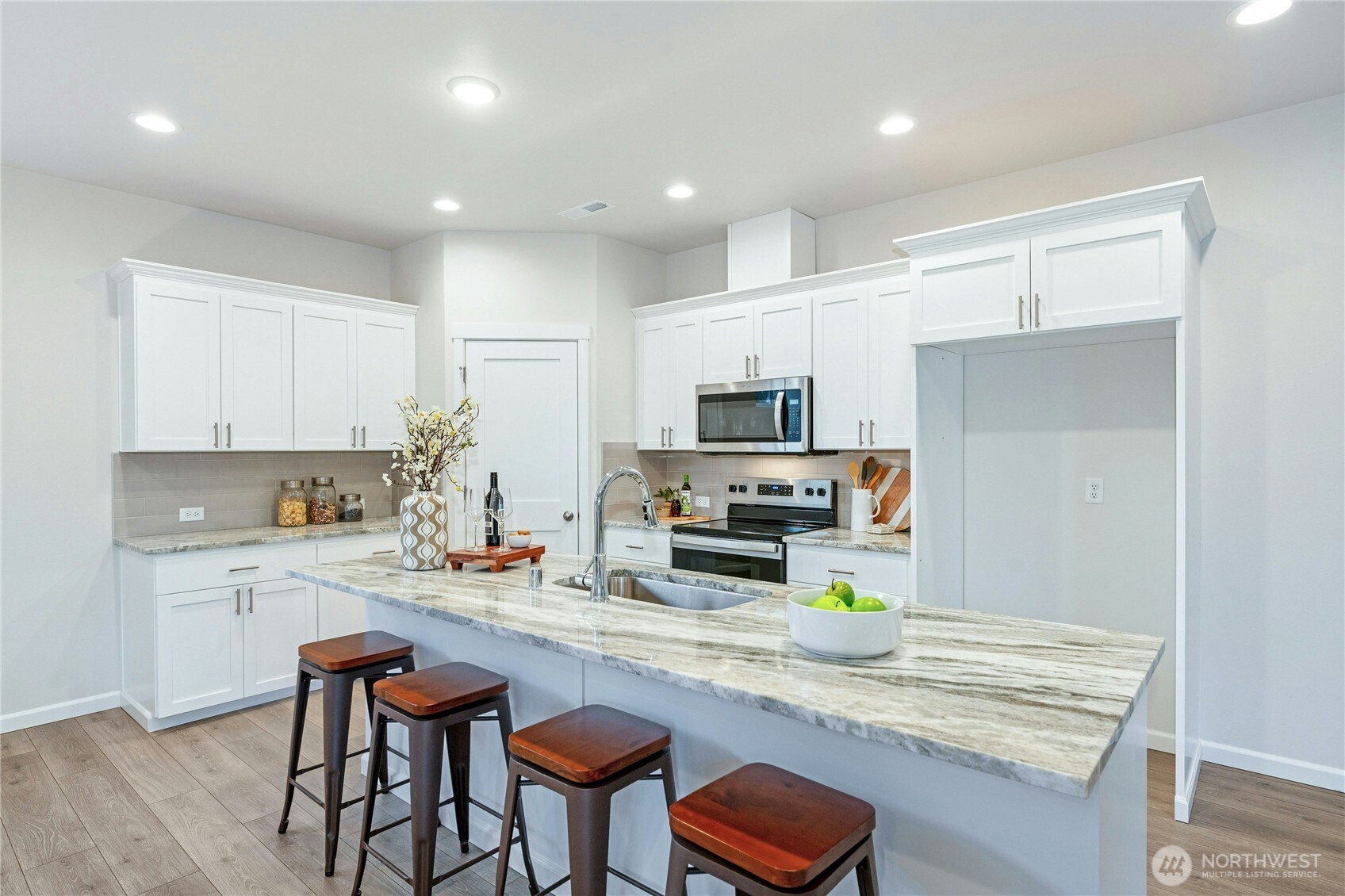 1153 68th Loop Southeast, Unit 16 Tumwater, WA 98501 - Photo 10 of 31