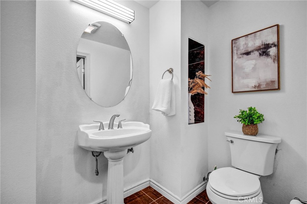 88 East Bay State Street Alhambra, CA 91801 - Photo 15 of 46