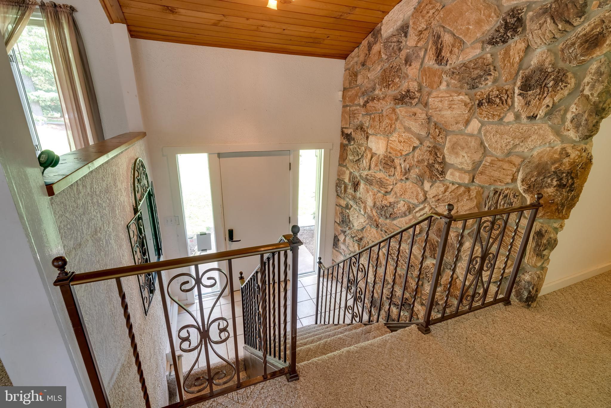 1488 Cedar Top Road Reading, PA 19607 - Photo 11 of 53