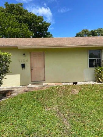 $2,200 | 1104 Northeast 3rd Avenue, Delray Beach, FL 33444