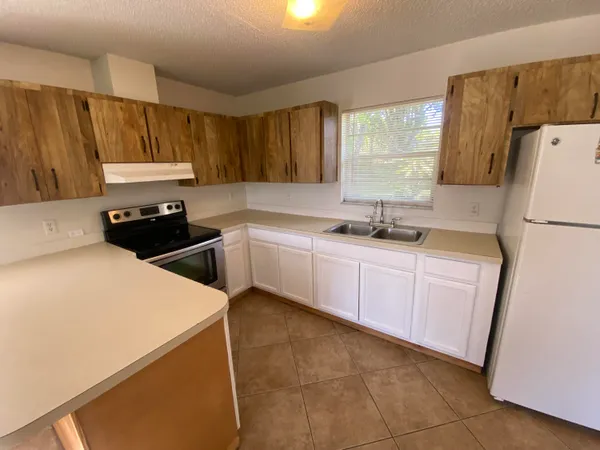 $2,200 | 1104 Northeast 3rd Avenue, Delray Beach, FL 33444