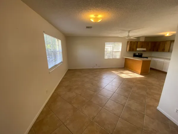 $2,200 | 1104 Northeast 3rd Avenue, Delray Beach, FL 33444