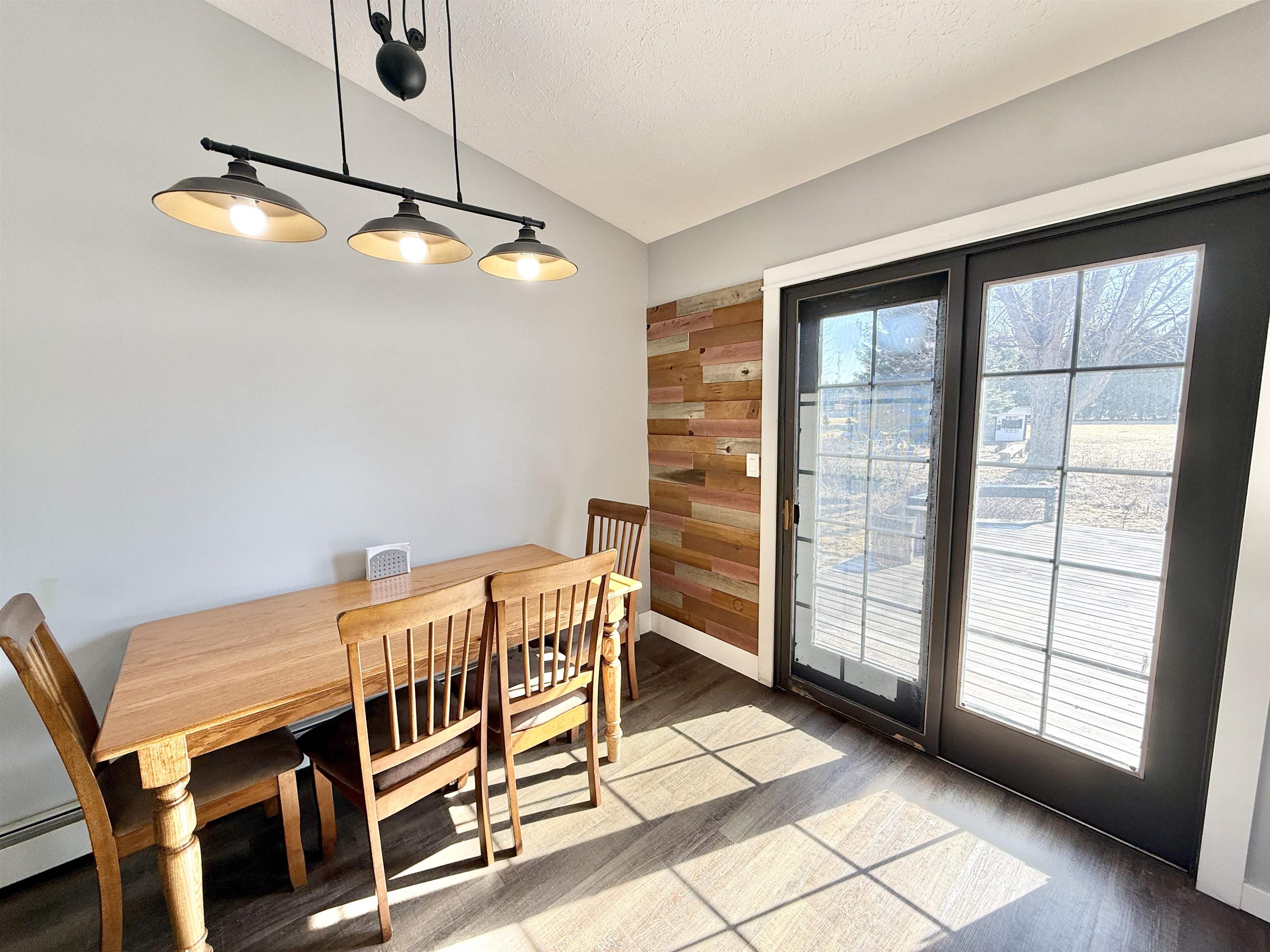 11245 Fox Trail Road Durand, IL 61024 - Photo 16 of 56 a dining room with furniture and window