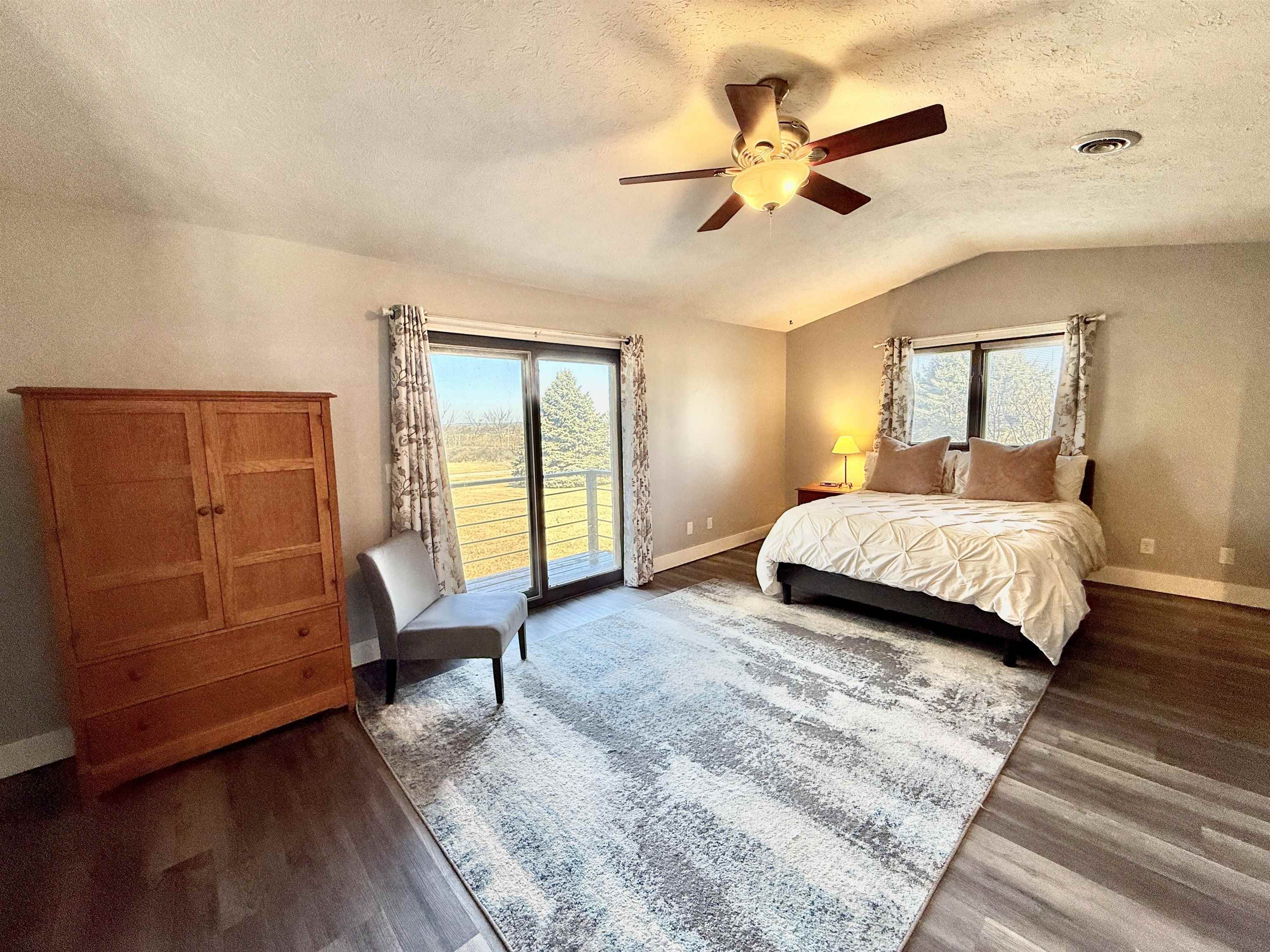 11245 Fox Trail Road Durand, IL 61024 - Photo 17 of 56 a bedroom with a bed and a window