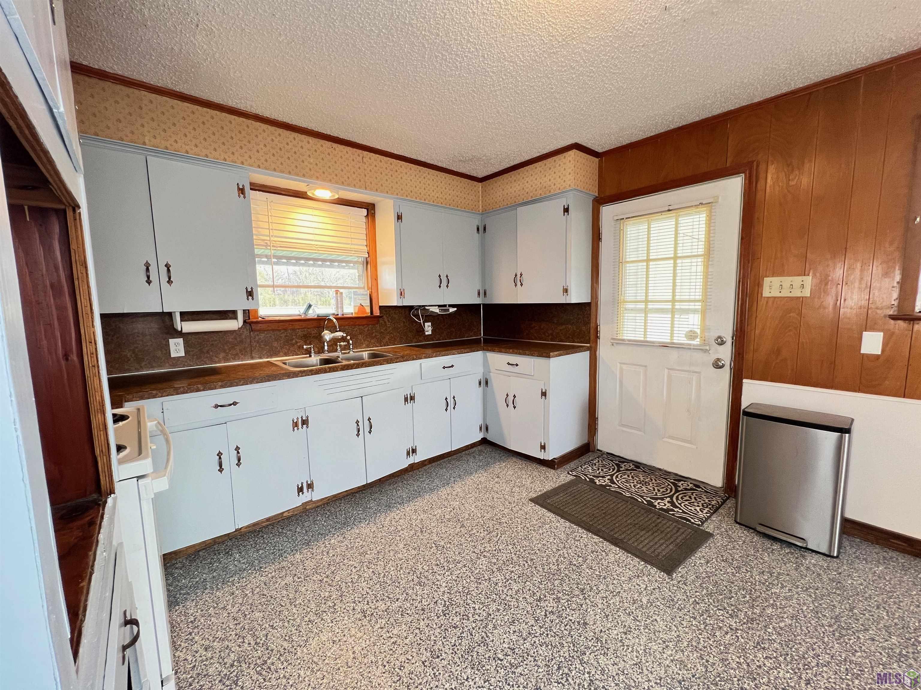 19820 Plank Road, Unit B Zachary, LA 70791 - Photo 3 of 17