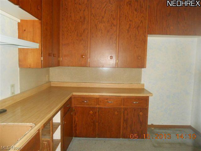 5525 Taylor Road Barberton, OH 44203 - Photo 2 of 7 Gallery Image 2