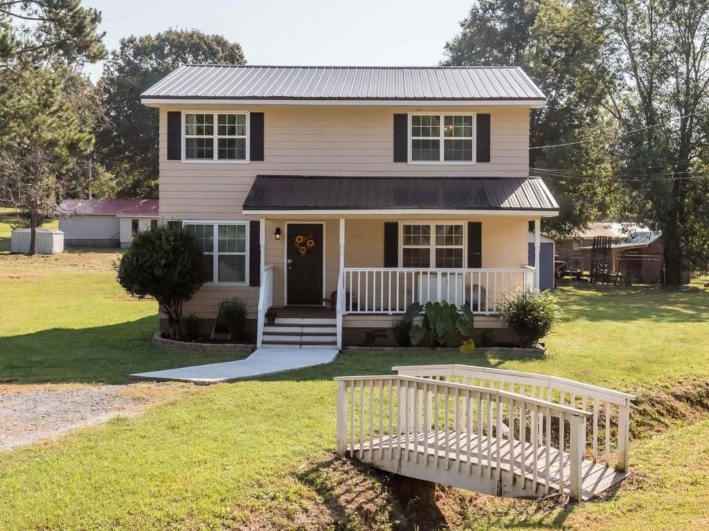 638 Baxter Road Southeast Calhoun, GA 30701 - Photo 1 of 1