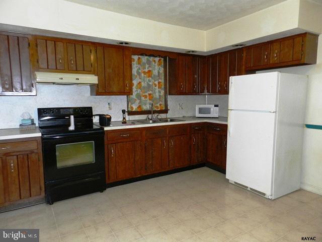 16 South Water Street Spring Grove, PA 17362 - Photo 2 of 14 Gallery Image 2