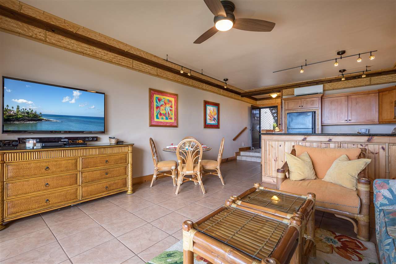 5295 Lower Honoapiilani Road, Unit B32 Lahaina, HI 96761 - Photo 4 of 29 Gallery Image 4