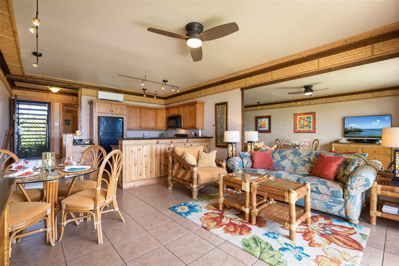 5295 Lower Honoapiilani Road, Unit B32 Lahaina, HI 96761 - Photo 5 of 29 Gallery Image 5