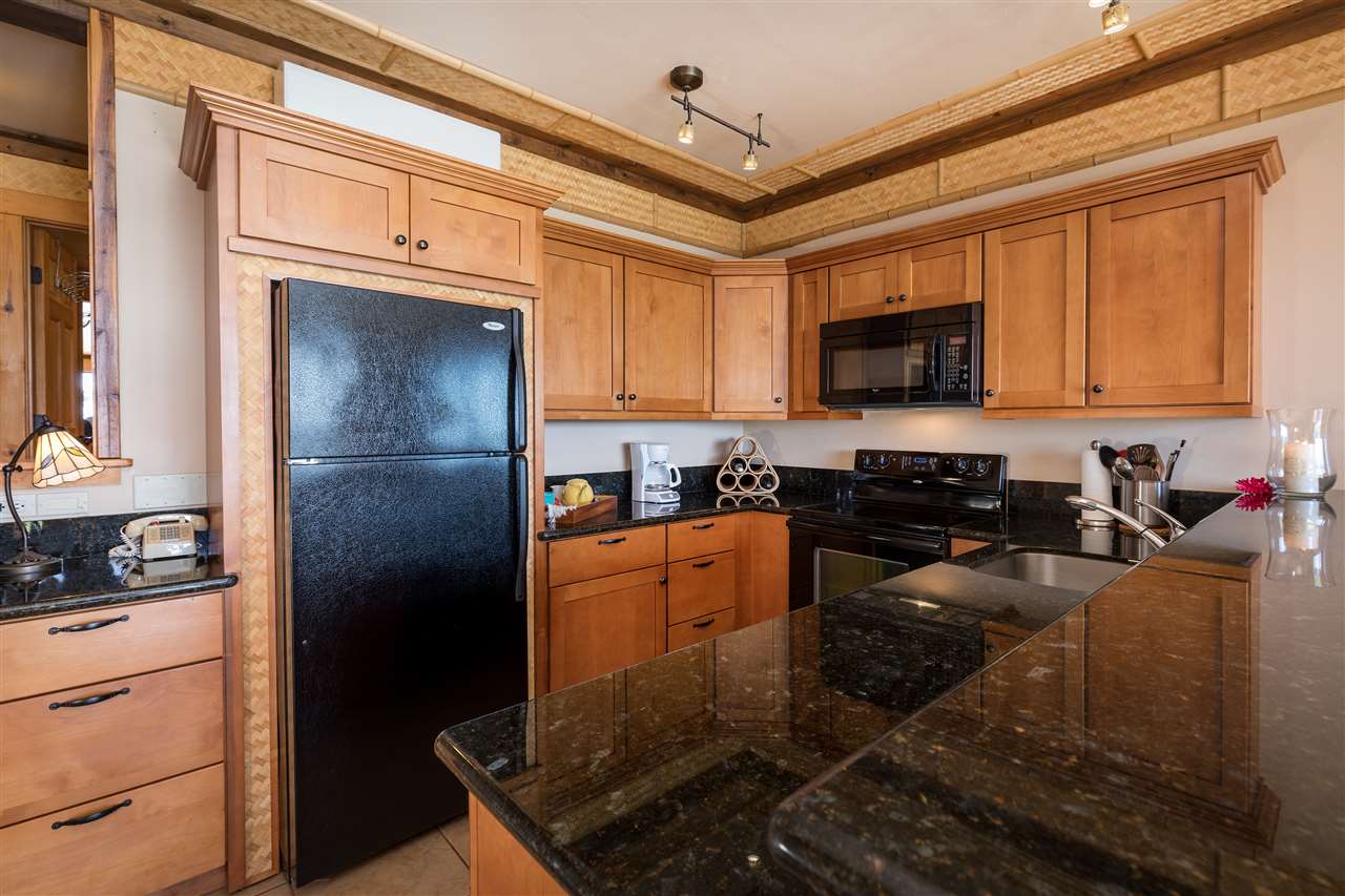 5295 Lower Honoapiilani Road, Unit B32 Lahaina, HI 96761 - Photo 6 of 29 Gallery Image 6