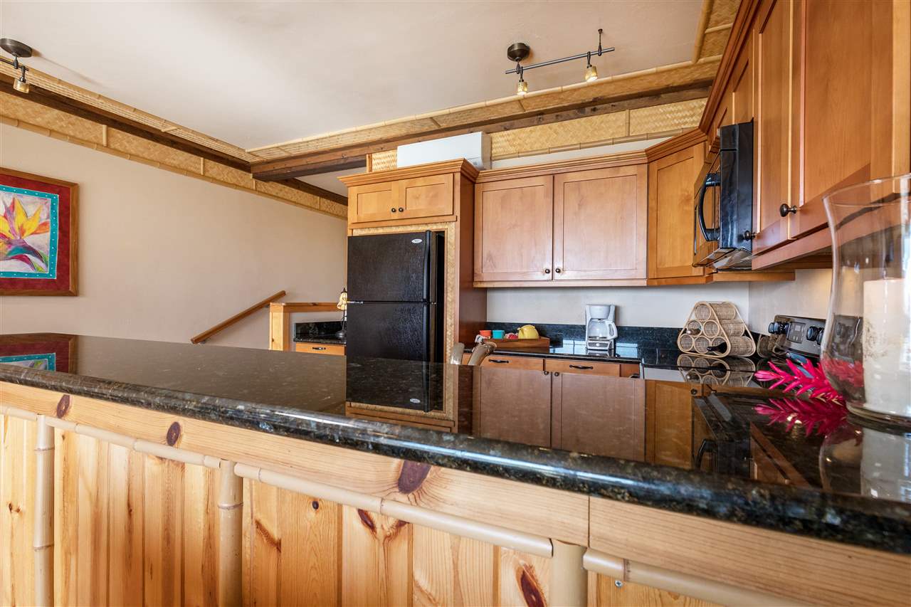 5295 Lower Honoapiilani Road, Unit B32 Lahaina, HI 96761 - Photo 8 of 29 Gallery Image 8