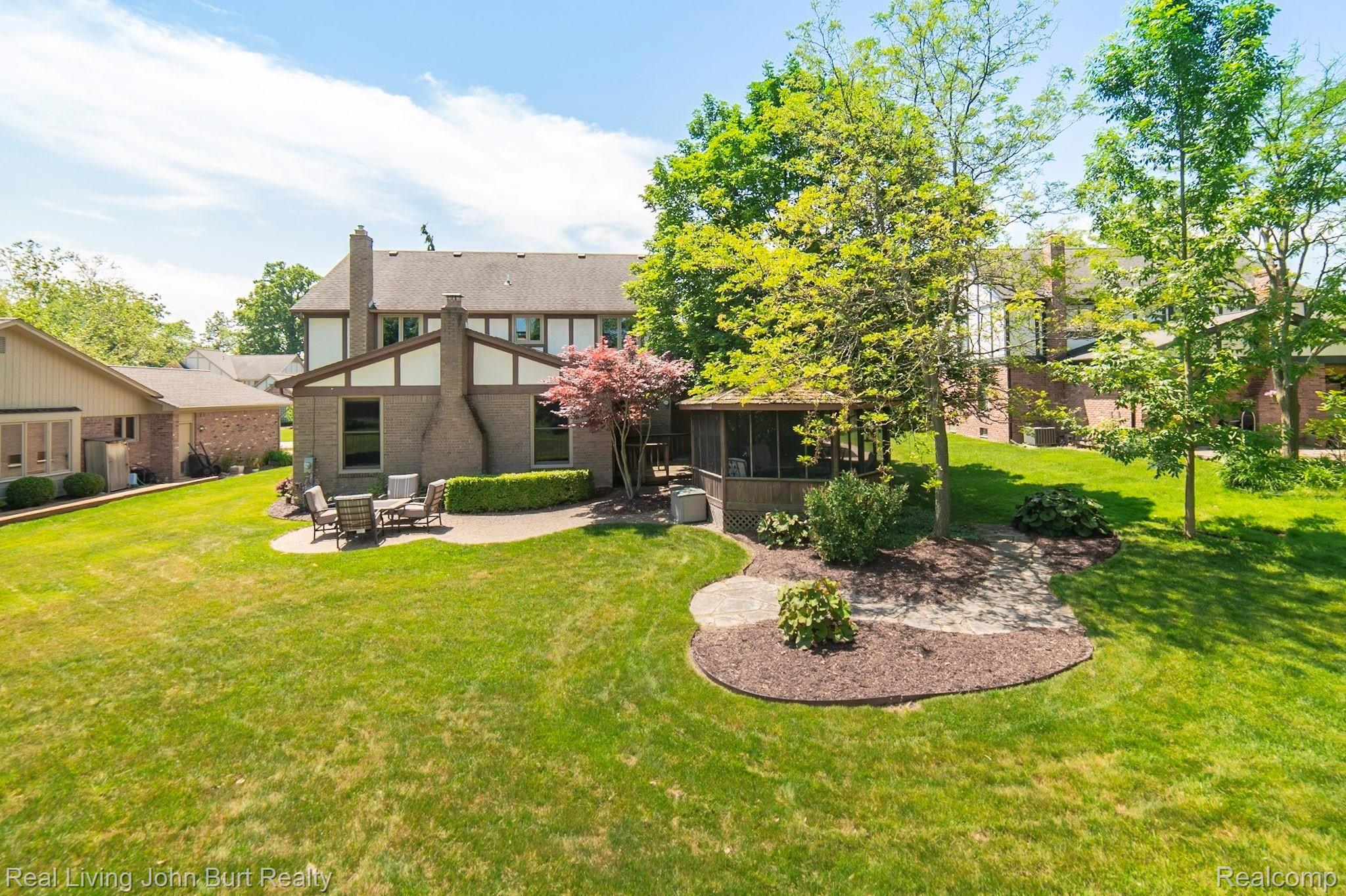 1705 Snowden Circle Rochester, MI 48306 - Photo 32 of 35 59-DSC_1058.jpg