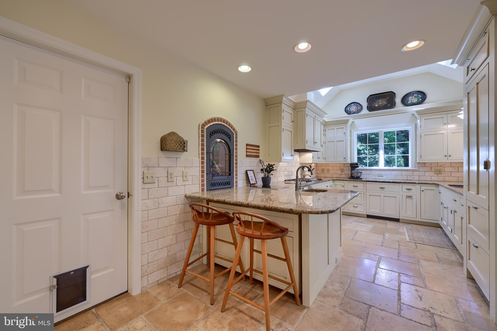 2410 Butter Road Lancaster, PA 17601 - Photo 13 of 58 Kitchen - Breakfast bar