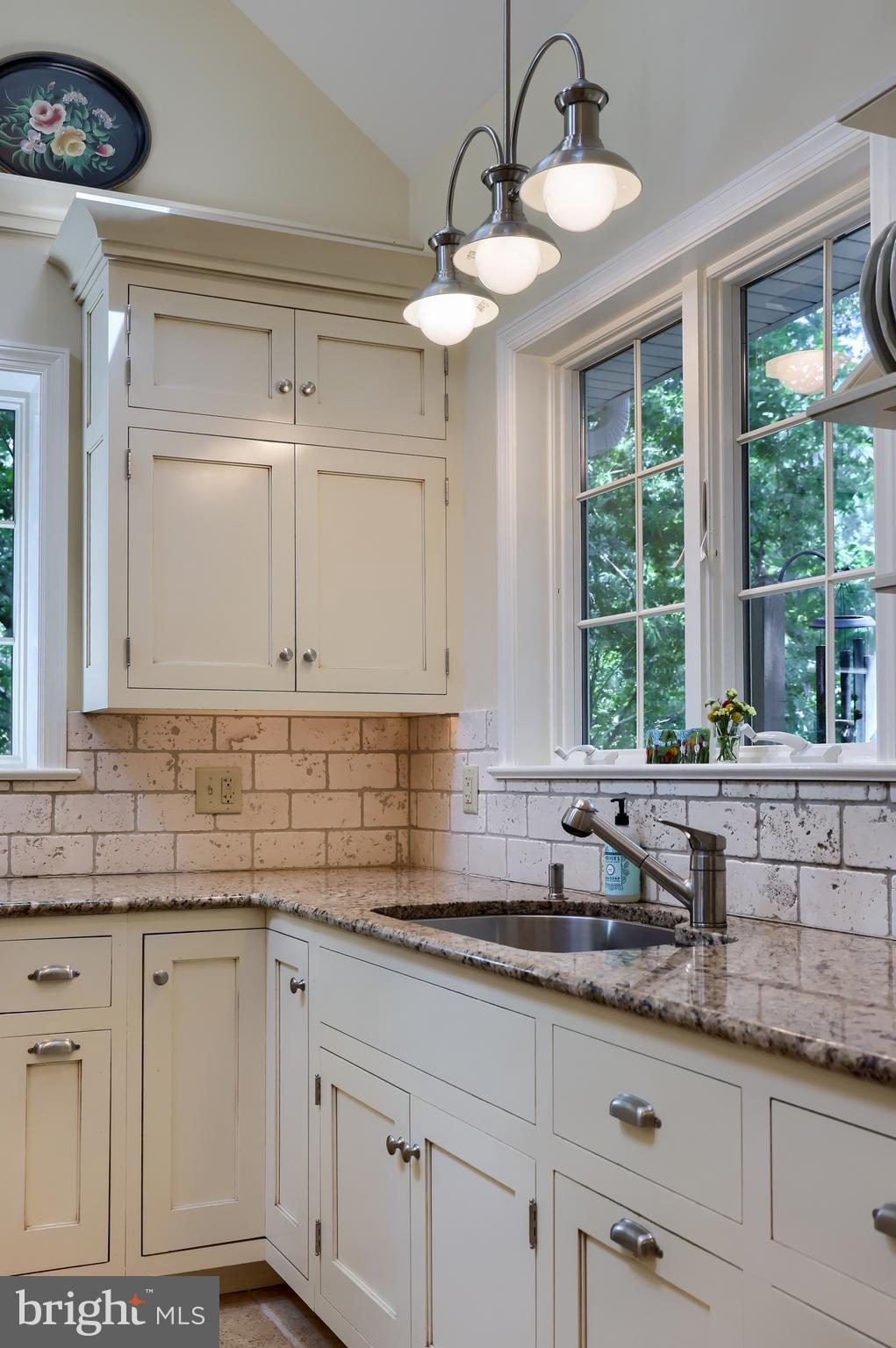2410 Butter Road Lancaster, PA 17601 - Photo 15 of 58 Kitchen