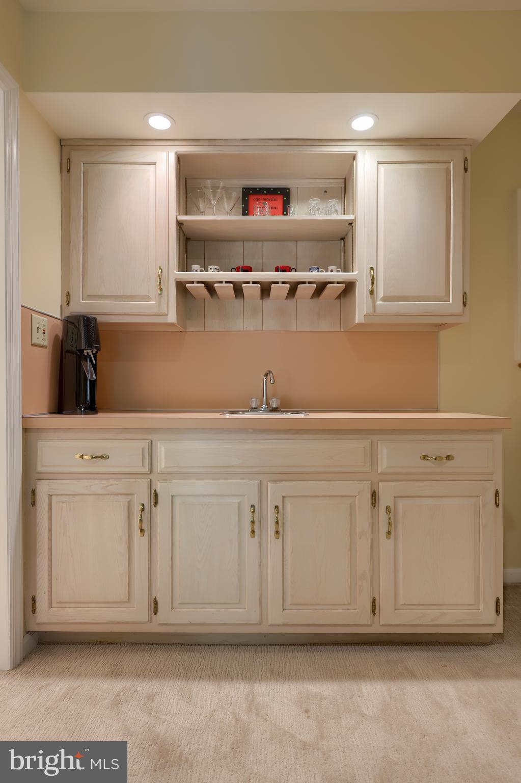 2410 Butter Road Lancaster, PA 17601 - Photo 39 of 58 Lower level - Wet bar