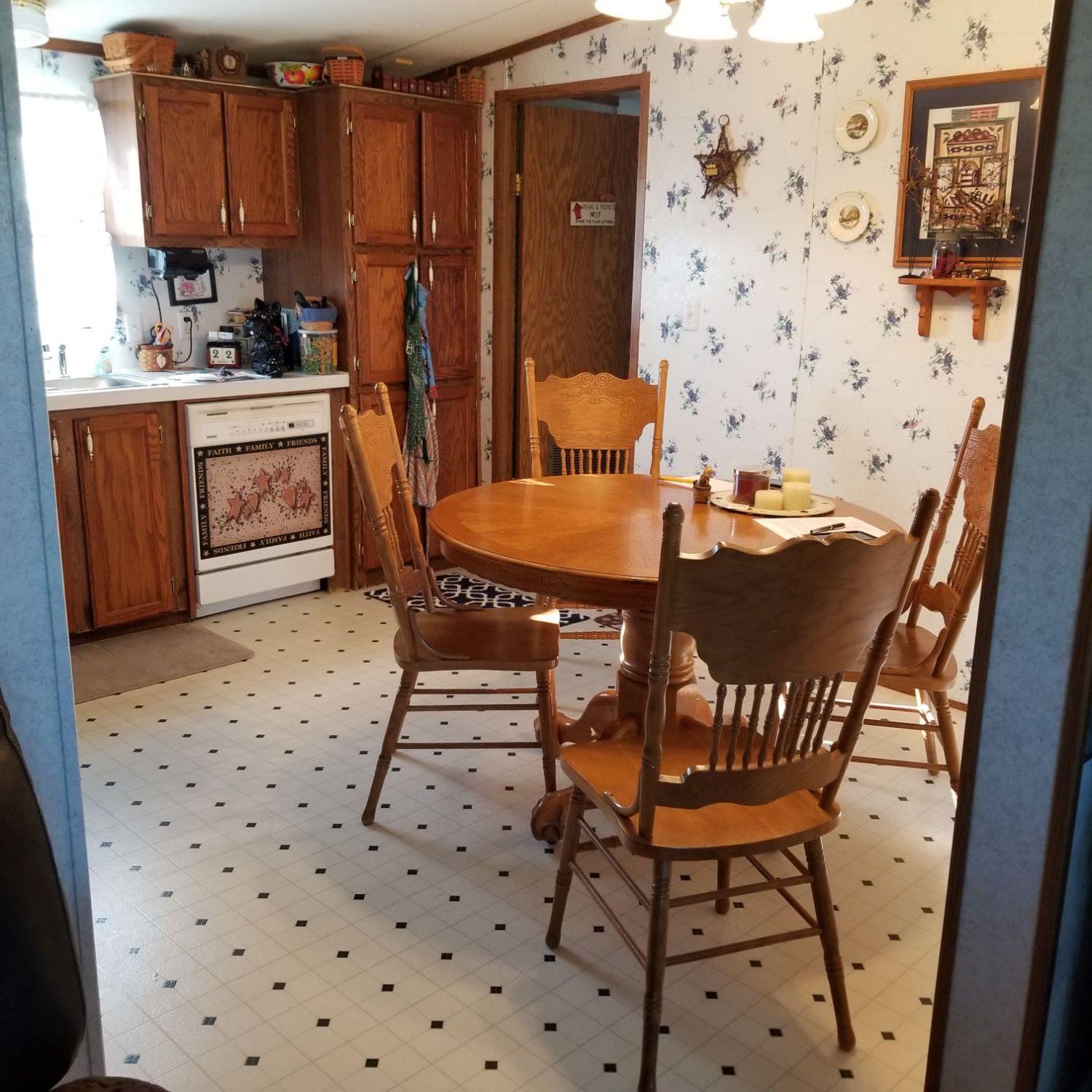 10941 Stoops Road Dillsboro, IN 47018 - Photo 6 of 17 Gallery Image 6