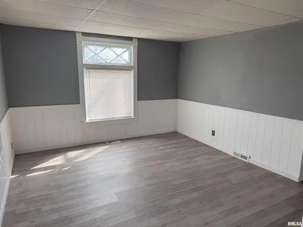 $96,000 | 2129 North Wisconsin Avenue, Peoria, IL 61603