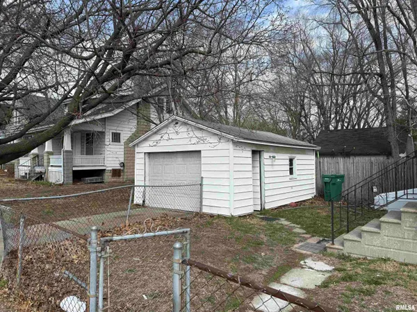 $96,000 | 2129 North Wisconsin Avenue, Peoria, IL 61603