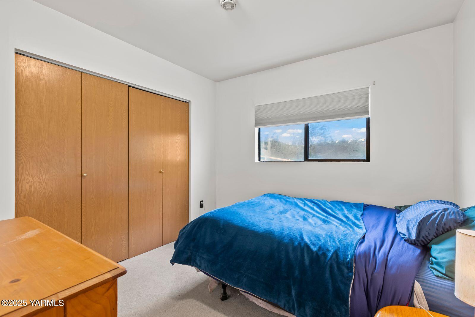 592 Livengood Road Cowiche, WA 98923 - Photo 19 of 32 19- Main level bedroom 5