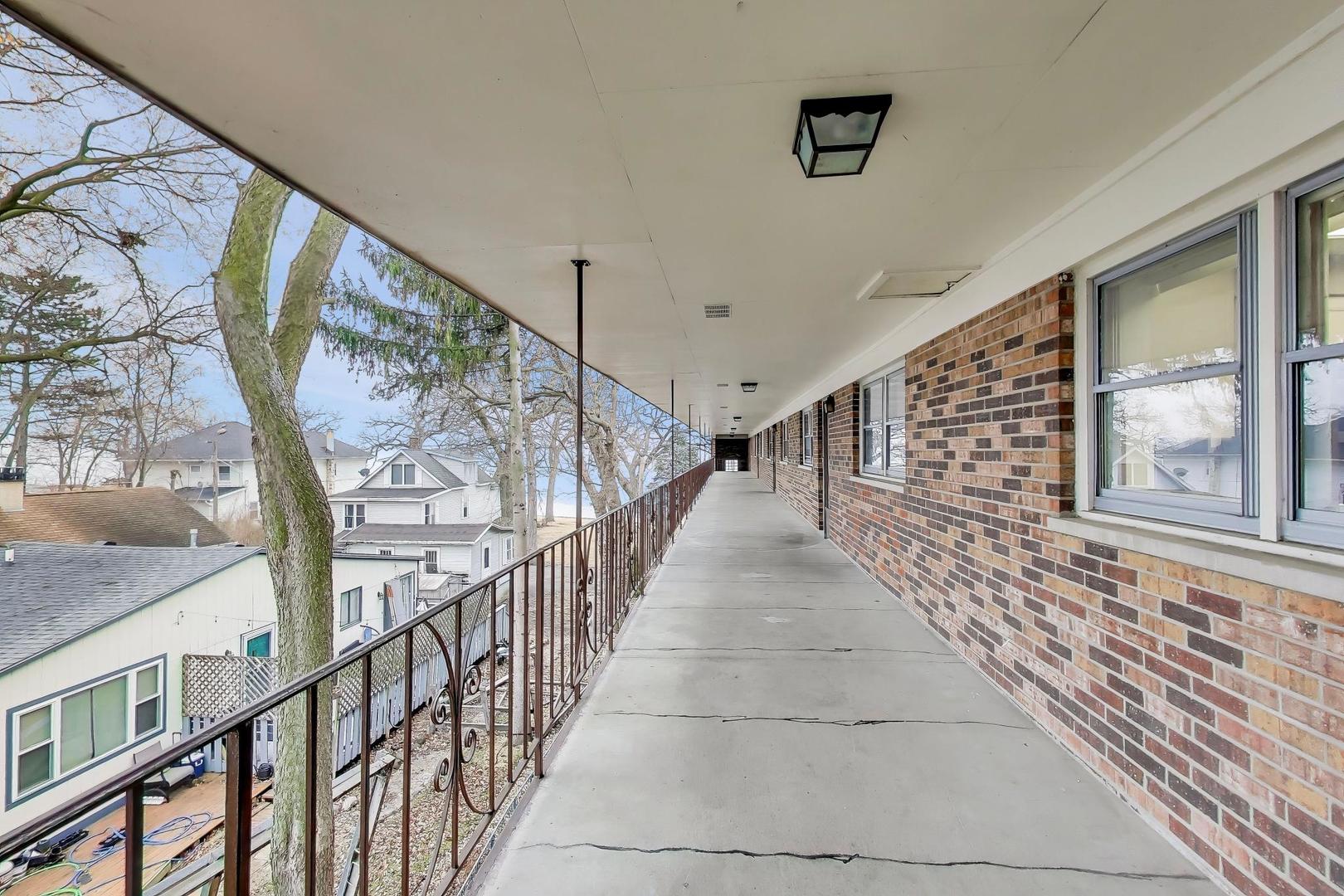 22 North Pistakee Lake Road, Unit 3E Fox Lake, IL 60020 - Photo 22 of 27