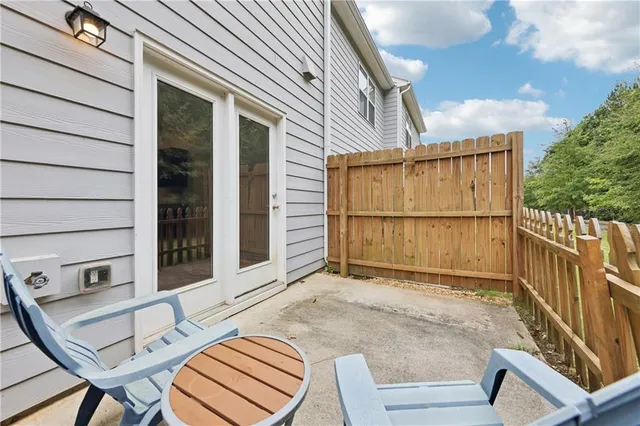 $1,950 | 3294 Tarian Way, Decatur, GA 30034