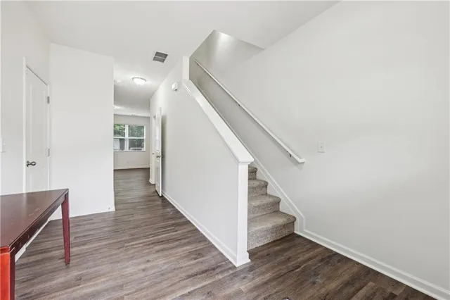 $1,950 | 3294 Tarian Way, Decatur, GA 30034