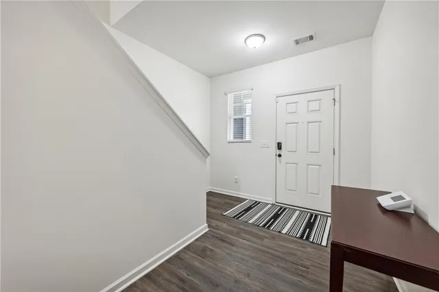 $1,950 | 3294 Tarian Way, Decatur, GA 30034