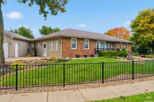 $272,900 | 7225 Southwest Marian Road, Topeka, KS 66614