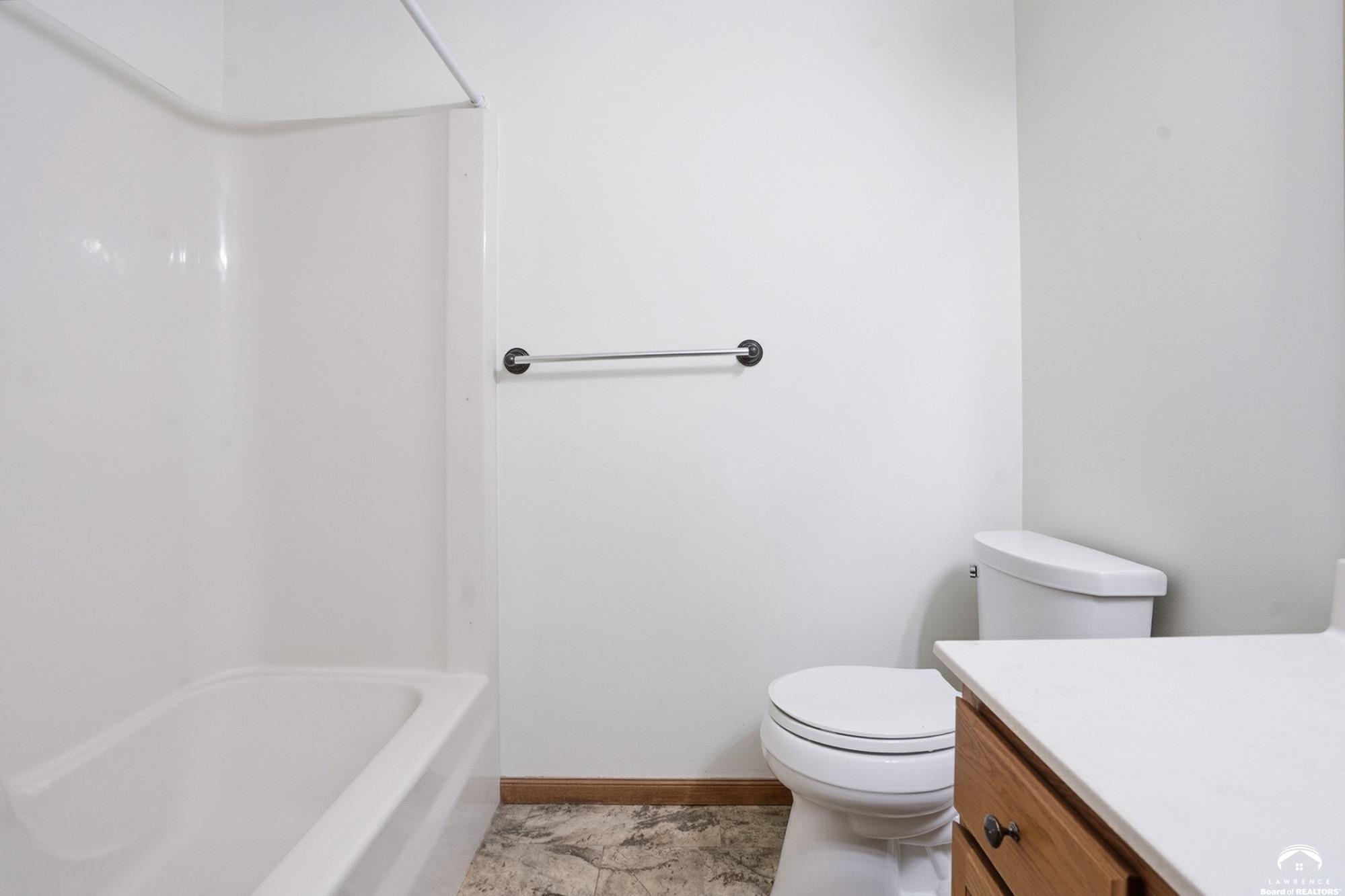 7225 Southwest Marian Road Topeka, KS 66614 - Photo 18 of 49