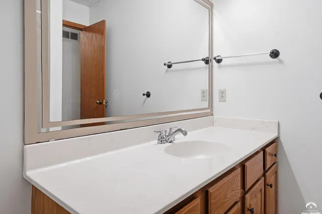 $272,900 | 7225 Southwest Marian Road, Topeka, KS 66614